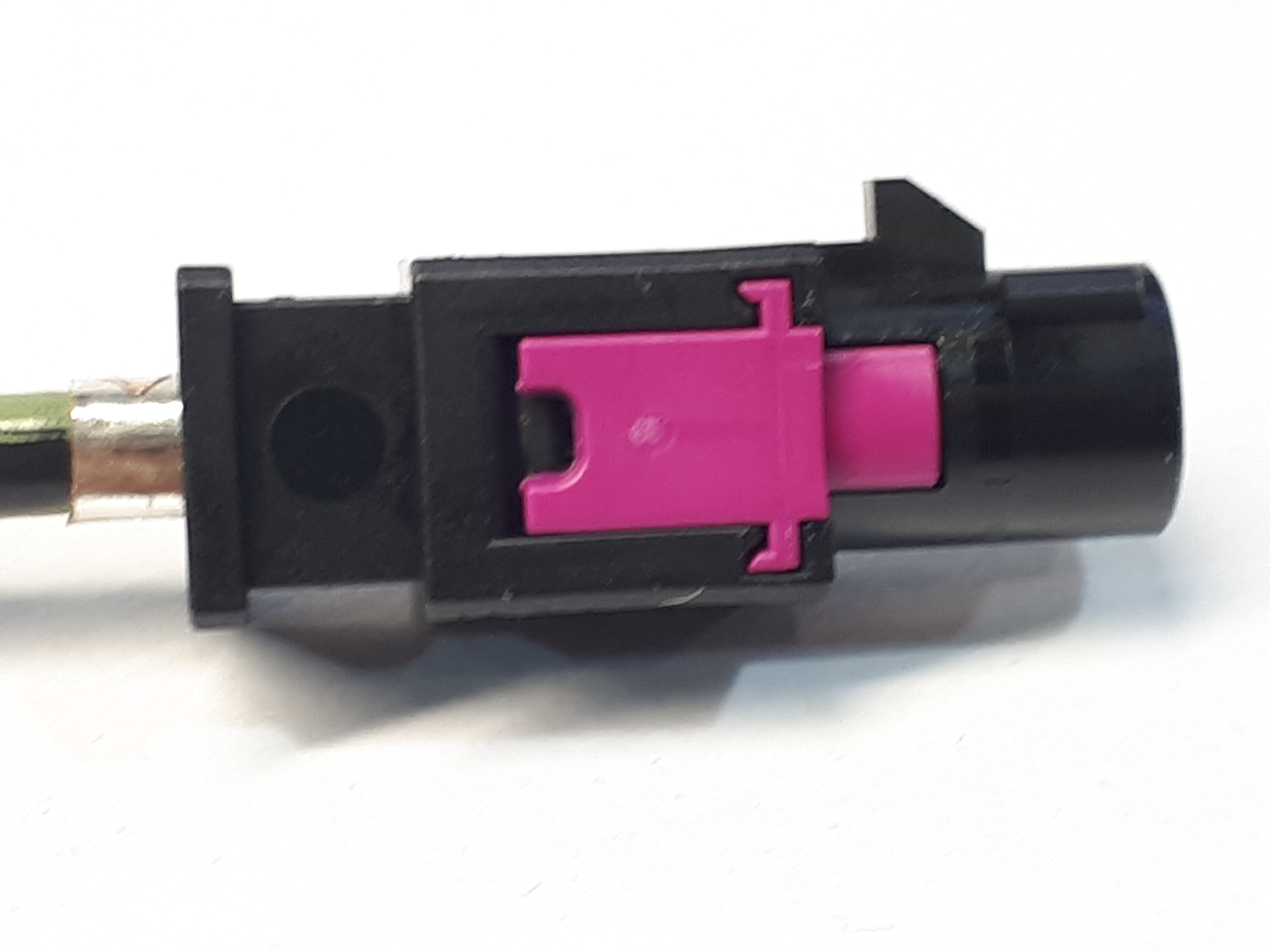 R2X6-18812-LDA