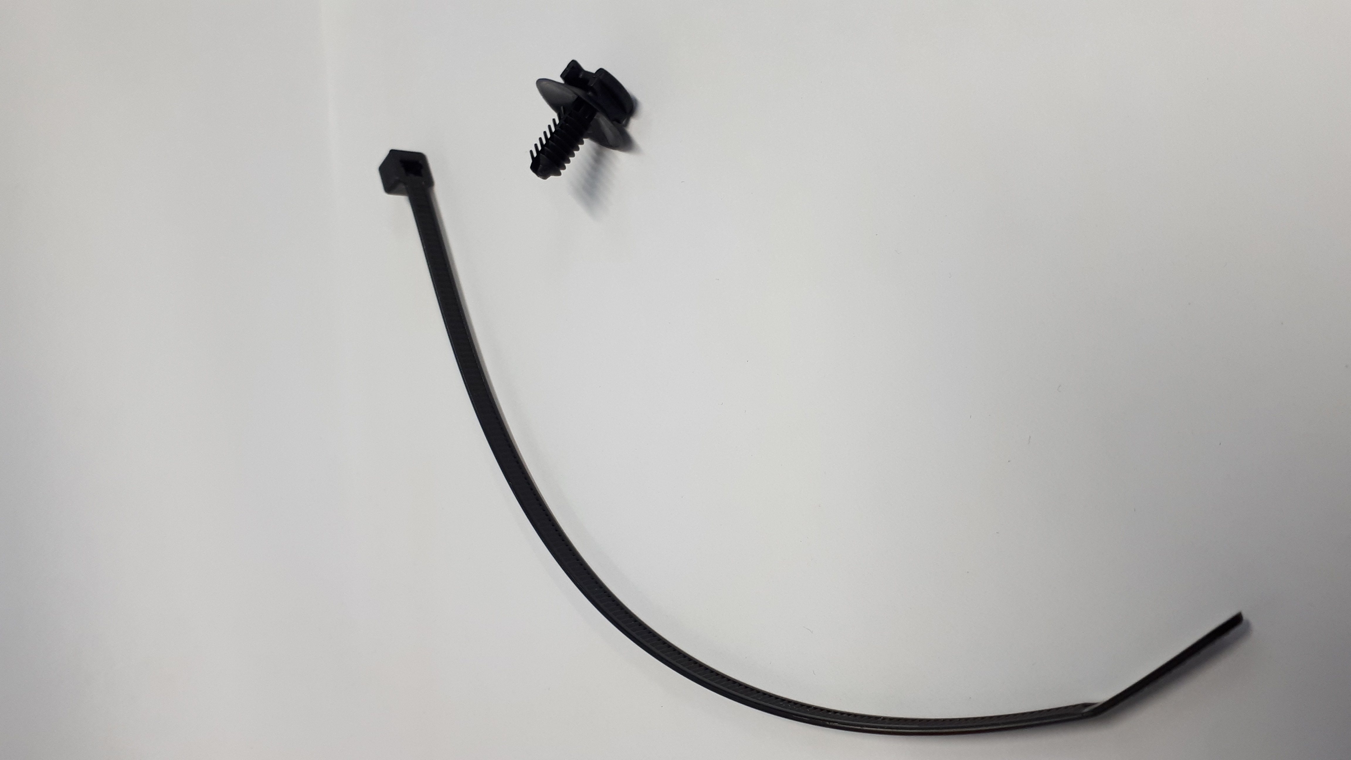 9G9T-14197-BA