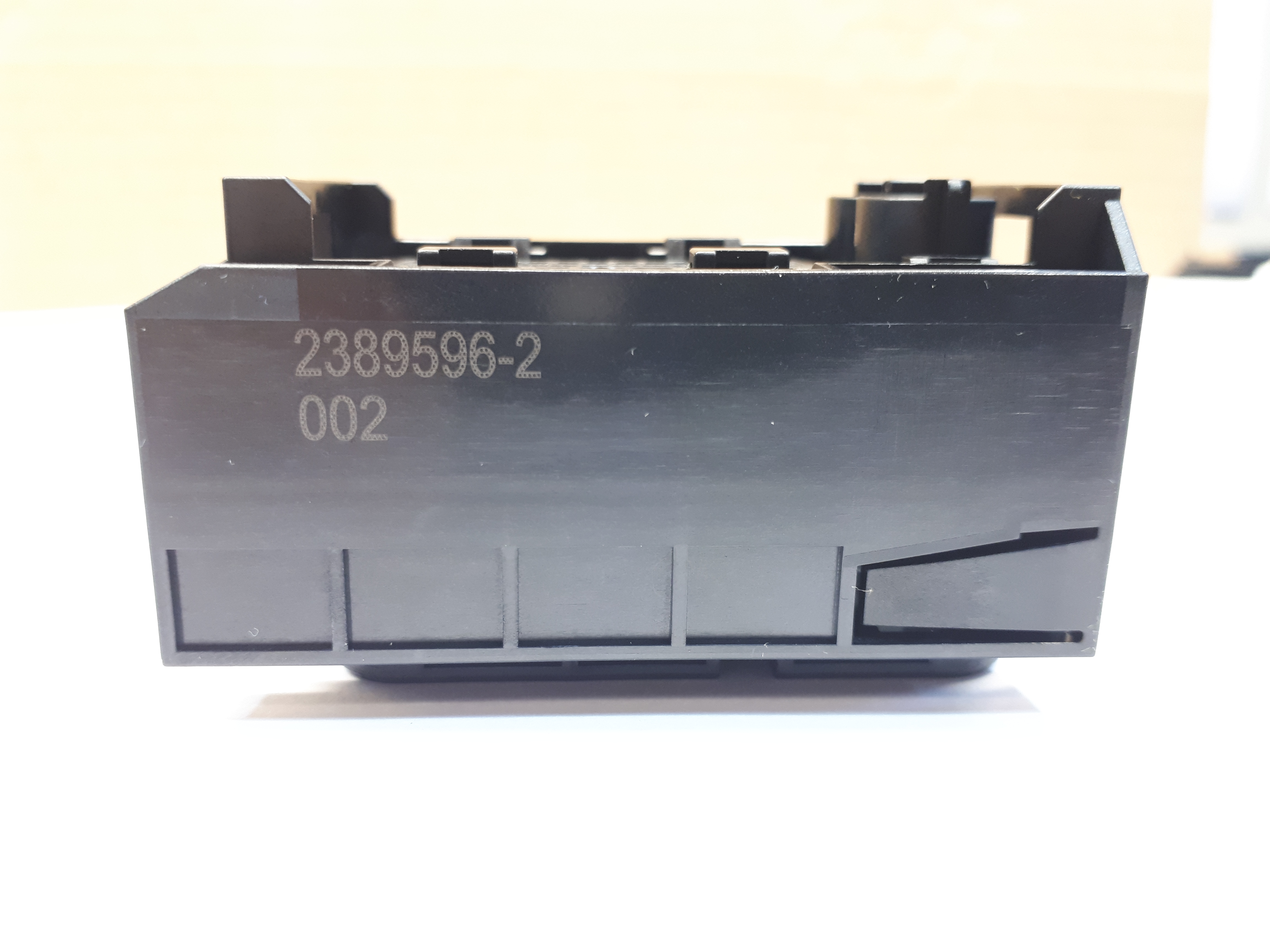 NU5T14A464AYA002