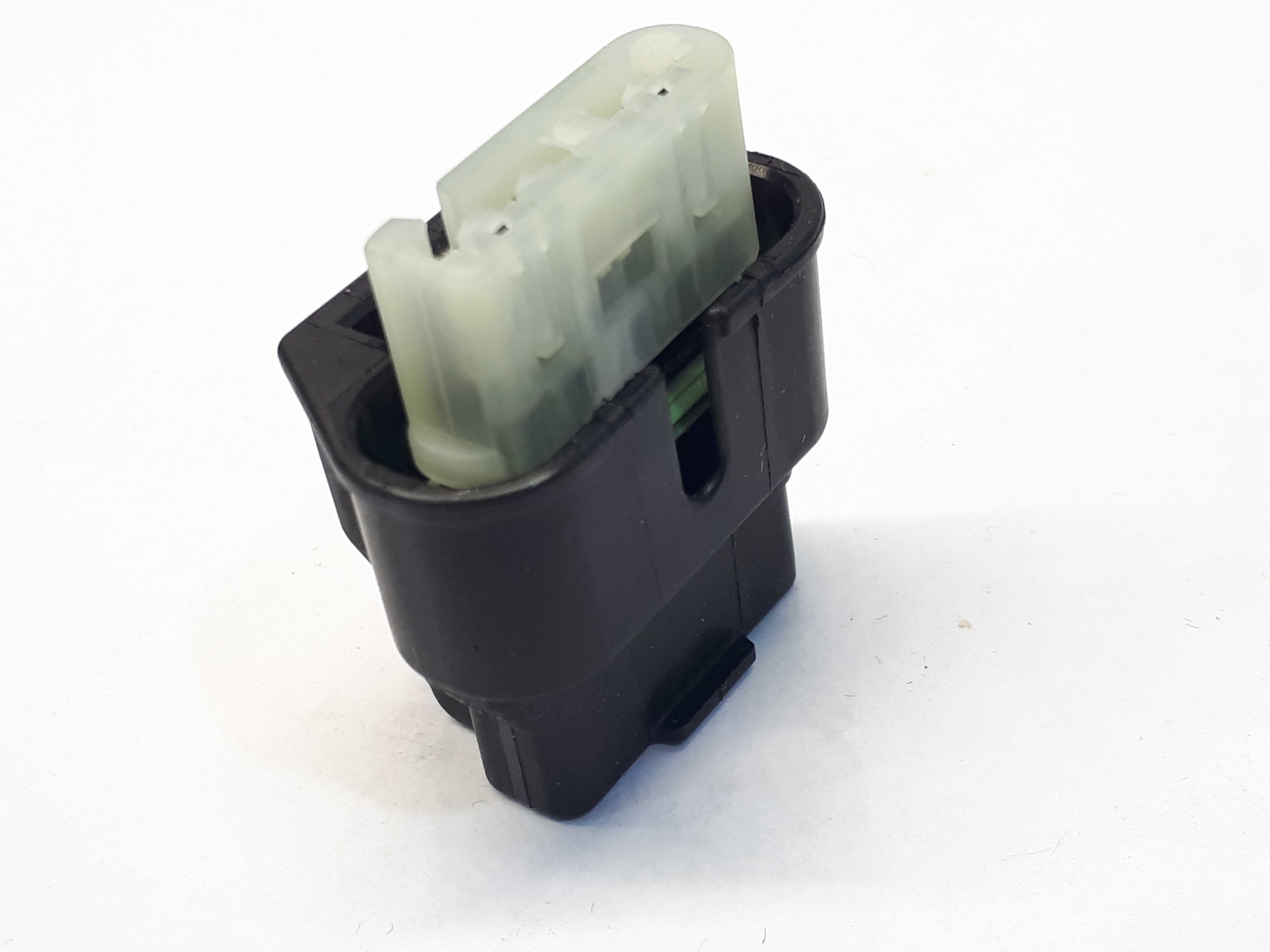 GU5T14A464CB000