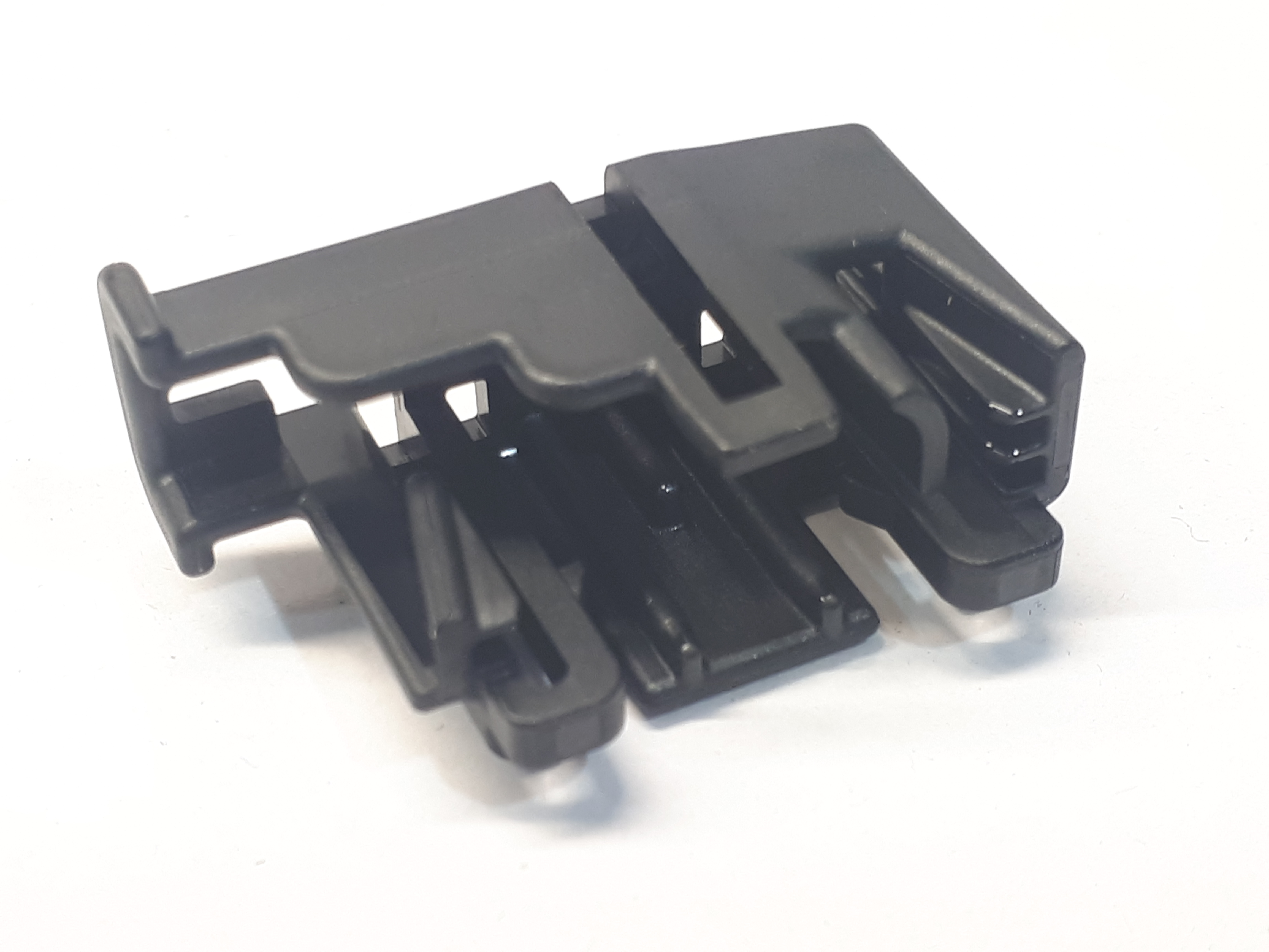 LU5T-14N003-FA