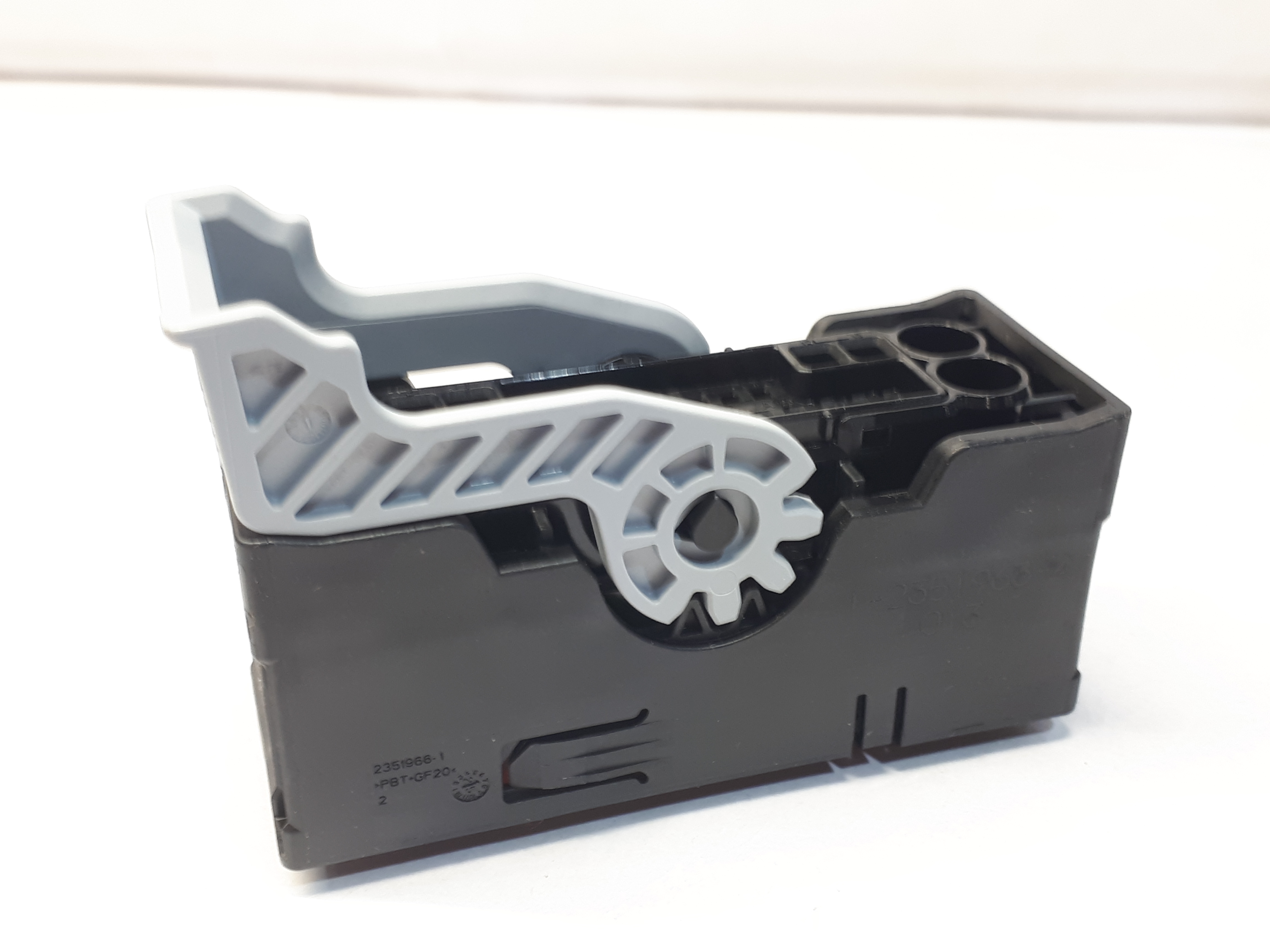 MU5T-14A464-FB-013